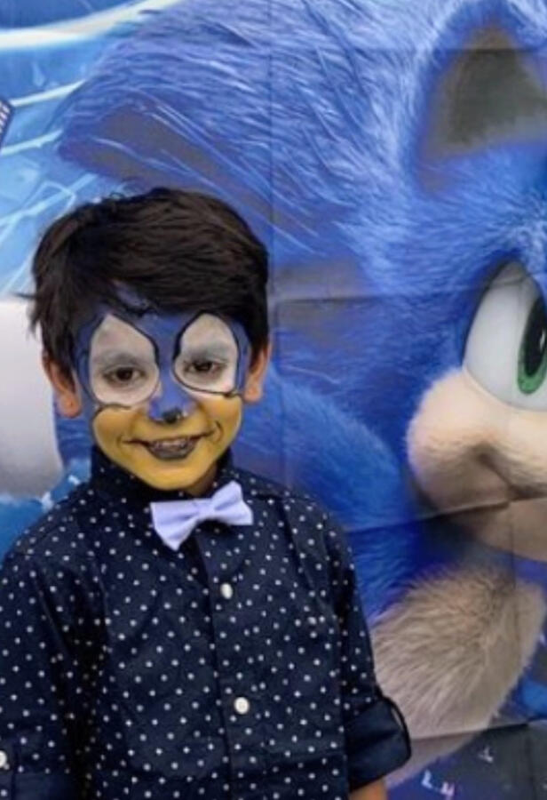Sonic face paint Sonic face paint